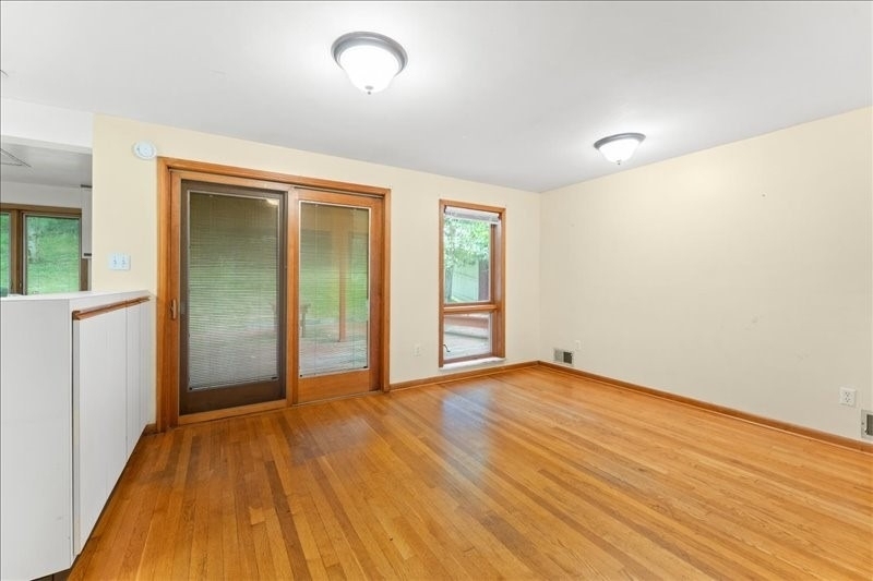 821 Country Club Road - Photo 8