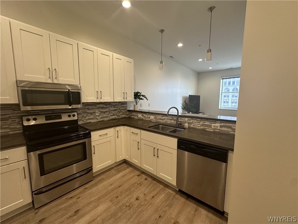251 Main Street - Photo 2