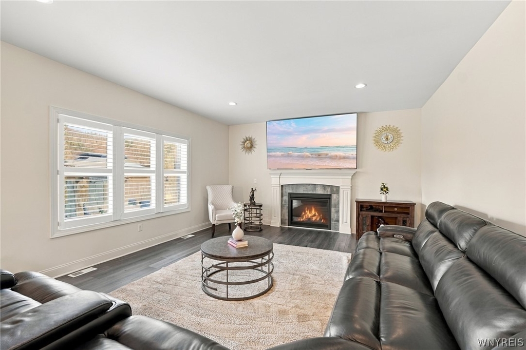 4665 Carlyes Court - Photo 18