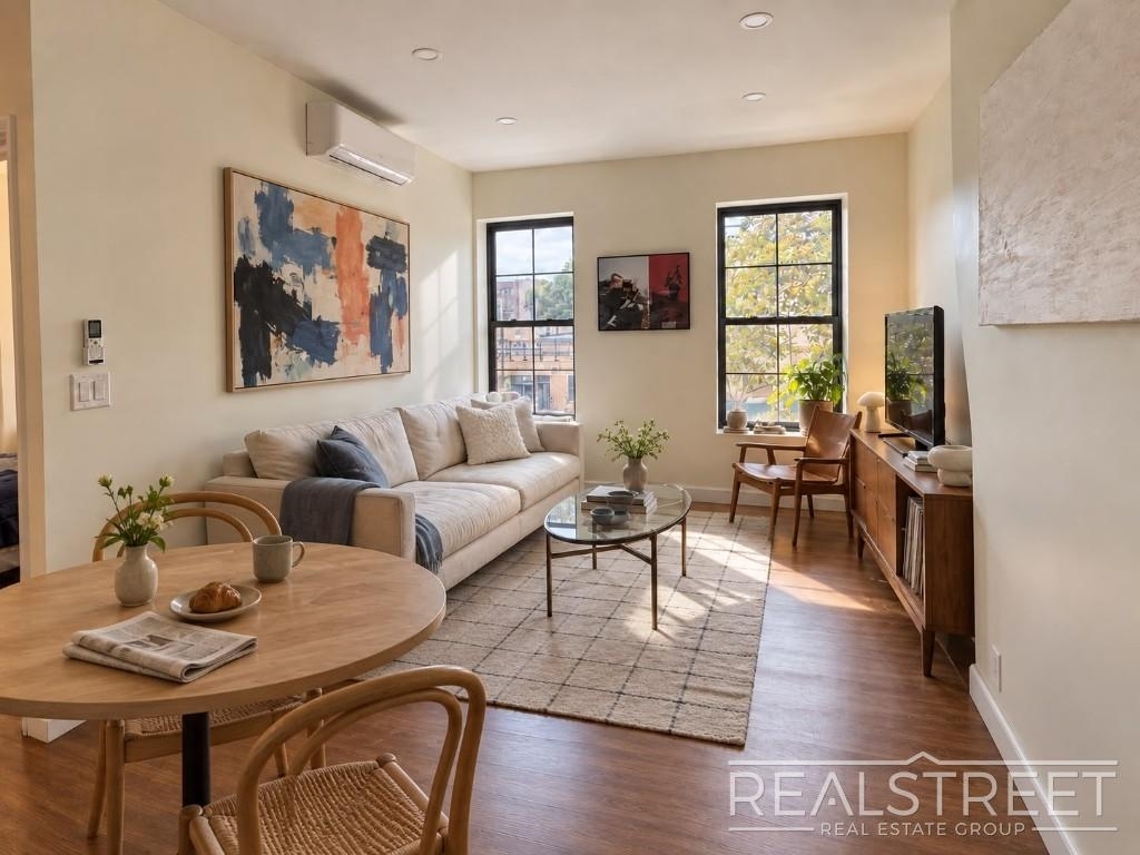 63 Ralph Avenue - Photo 0