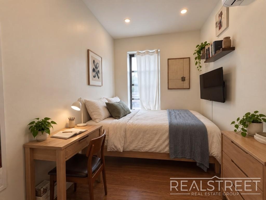 63 Ralph Avenue - Photo 6
