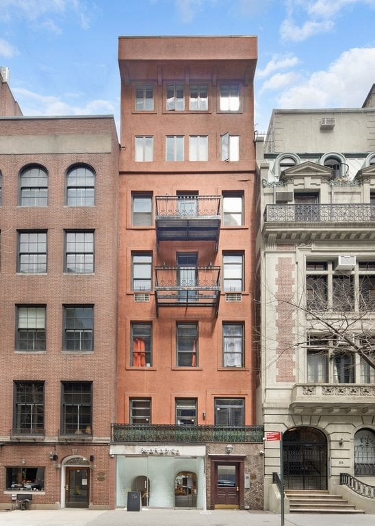 West 54th Street - Photo 7