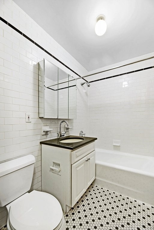 West 54th Street - Photo 5