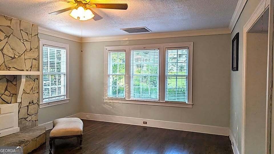 774 Boulevard - Photo 2