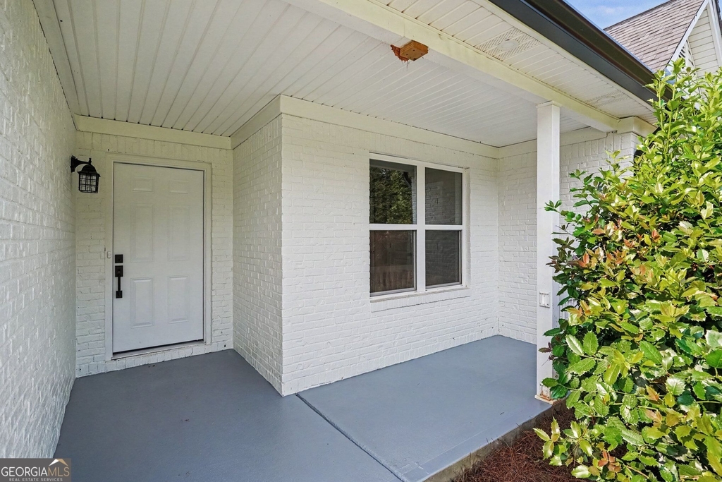 520 Vineyard Road - Photo 4