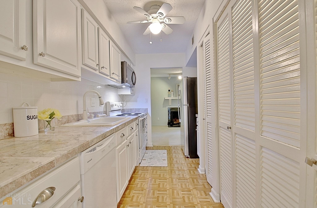 72 Cobblestone Creek - Photo 18