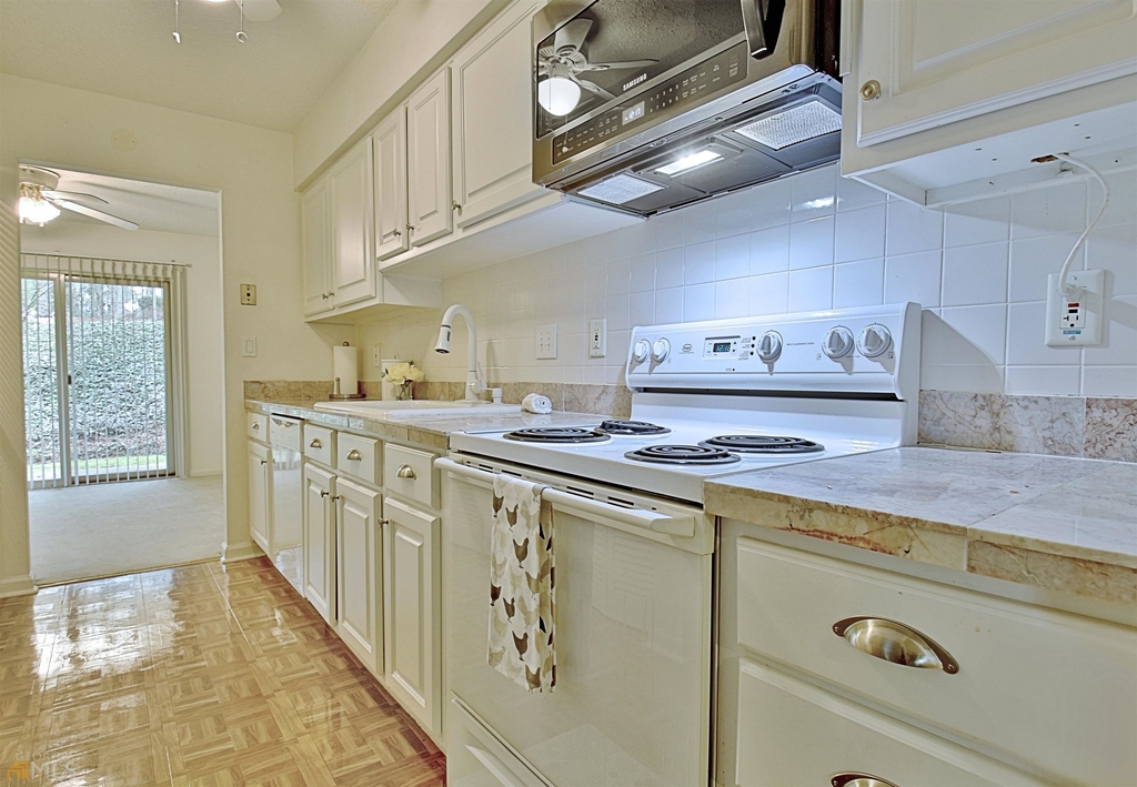 72 Cobblestone Creek - Photo 17