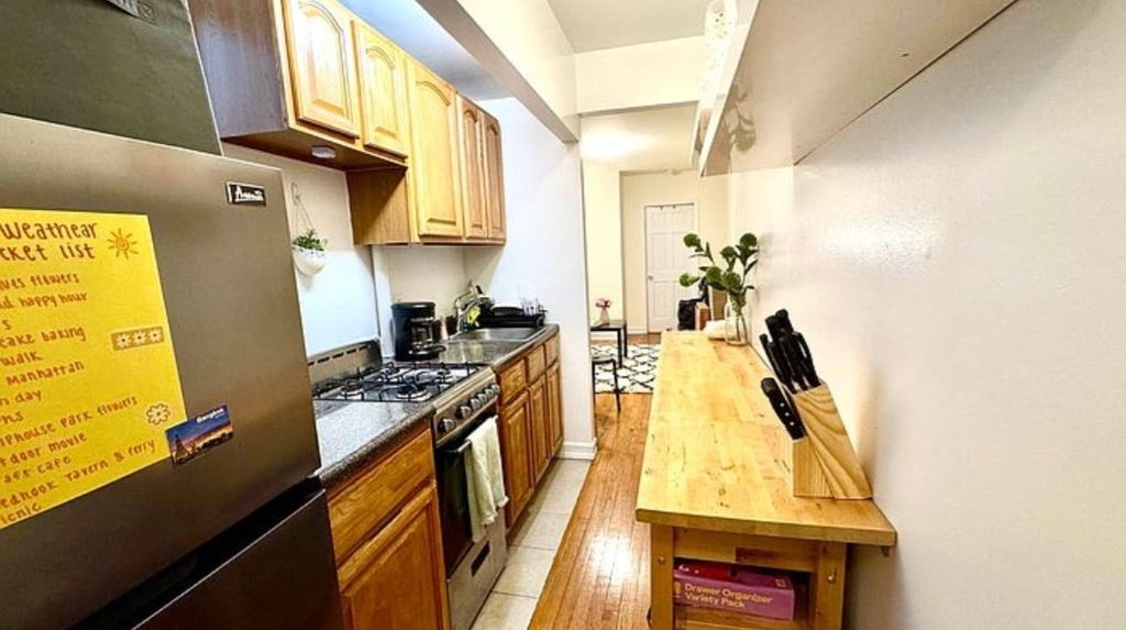 420 East 83rd Street - Photo 4