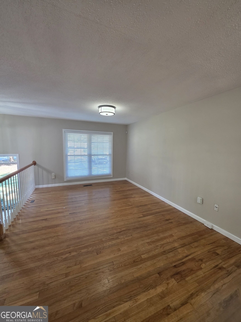 402 Hip Pocket Road - Photo 3