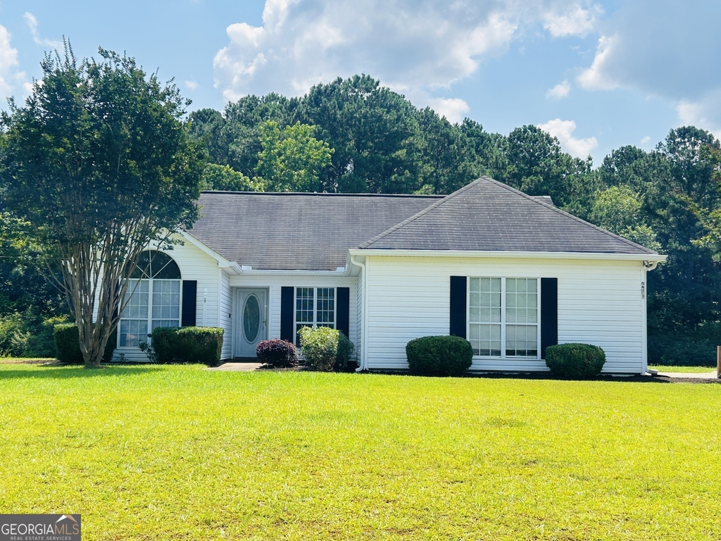 210 Shamrock Way - Photo 0