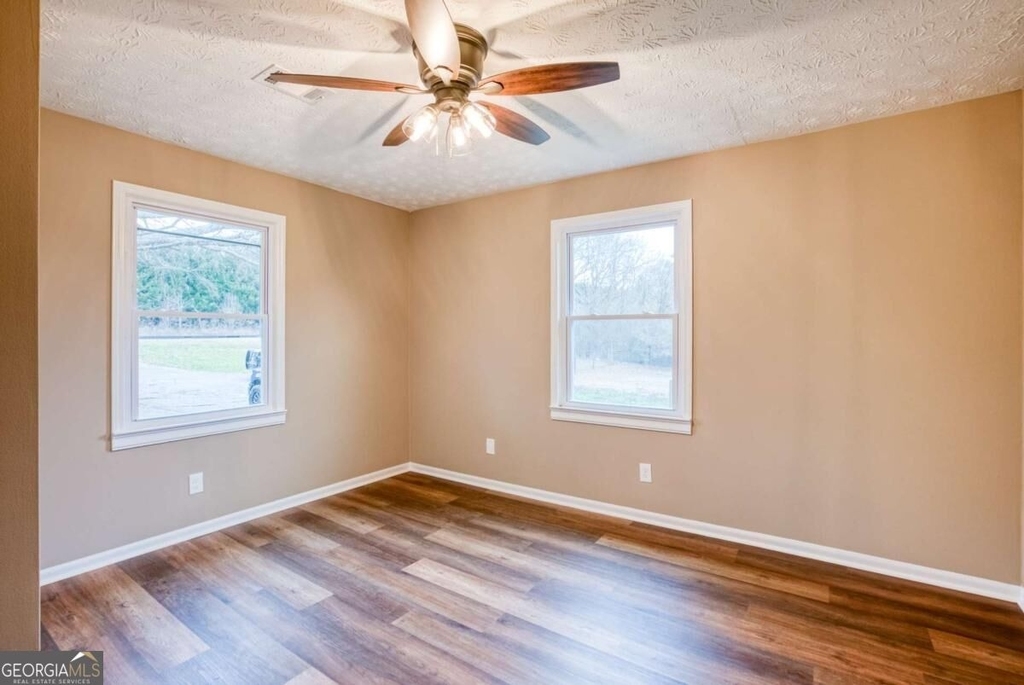 1740 Bold Springs Road - Photo 4