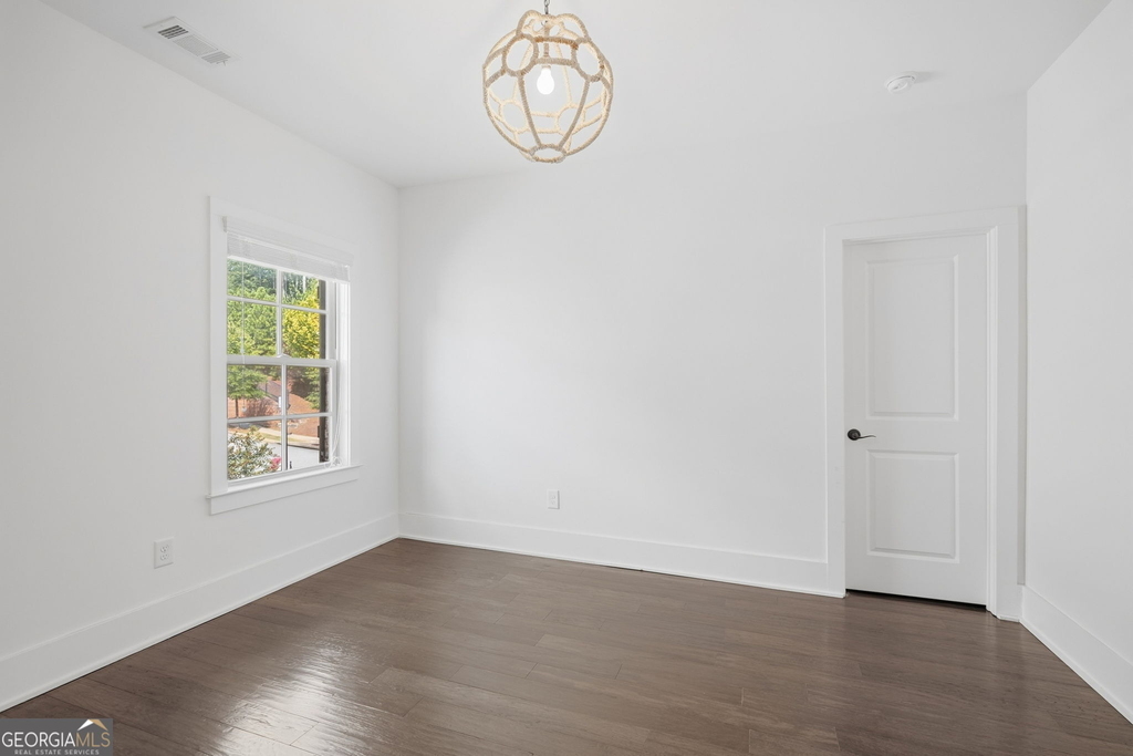 808 Adler Court - Photo 34