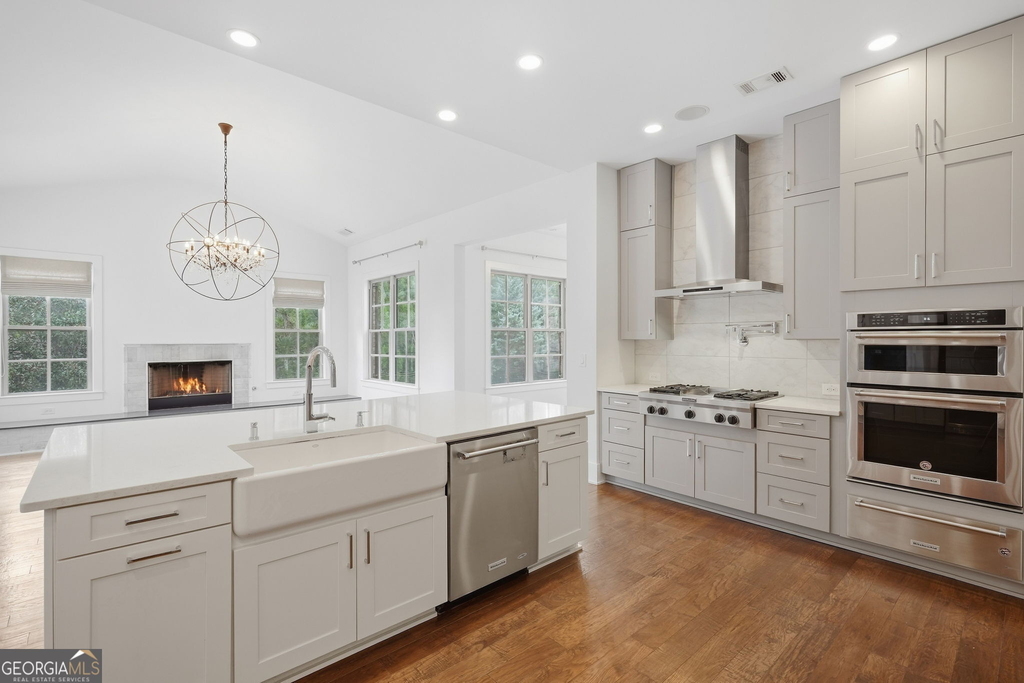 808 Adler Court - Photo 18