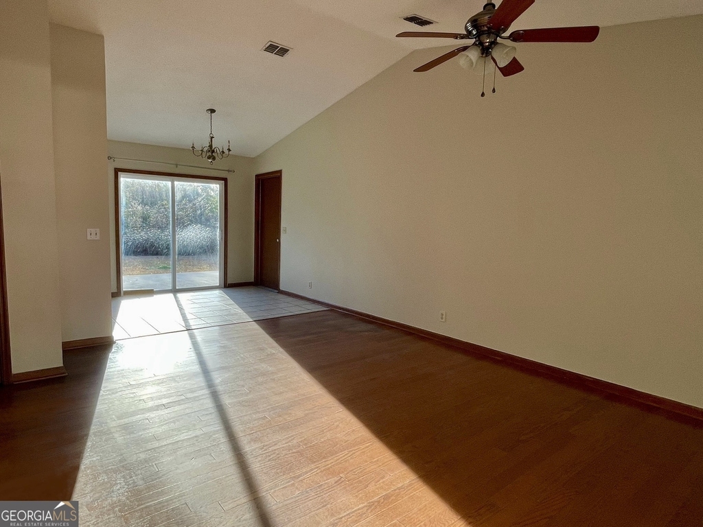 154 Greenacre Circle N - Photo 1