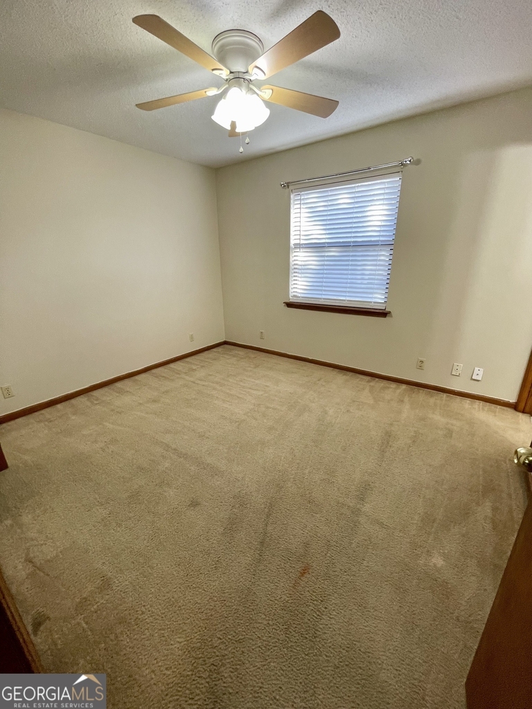 154 Greenacre Circle N - Photo 8