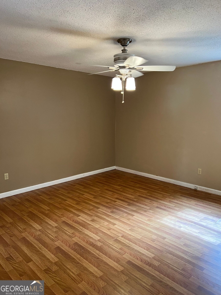 203 Courtney Place - Photo 8