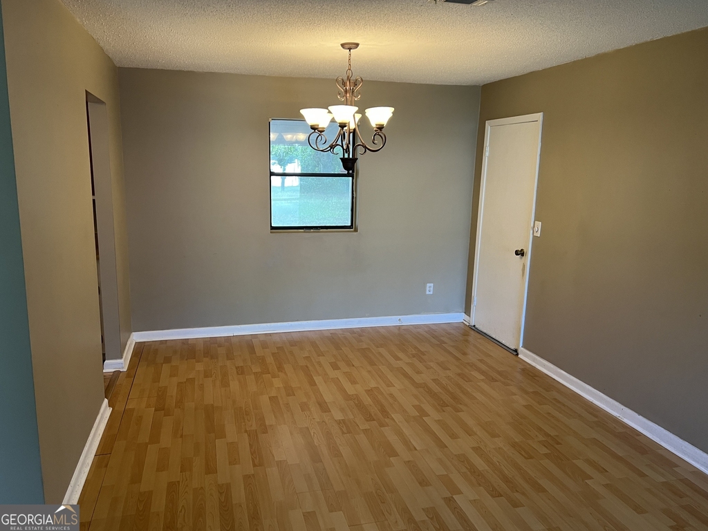 203 Courtney Place - Photo 4