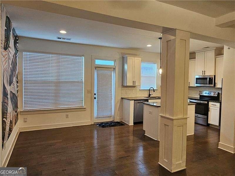 73 S Auburn Landing Place - Photo 4
