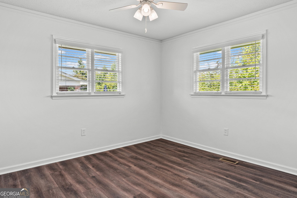 215 Lagrange Street - Photo 17