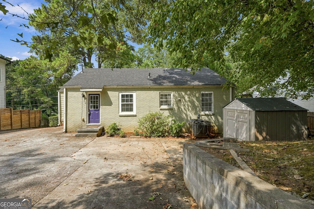 2051 Glenwood Avenue Se - Photo 9
