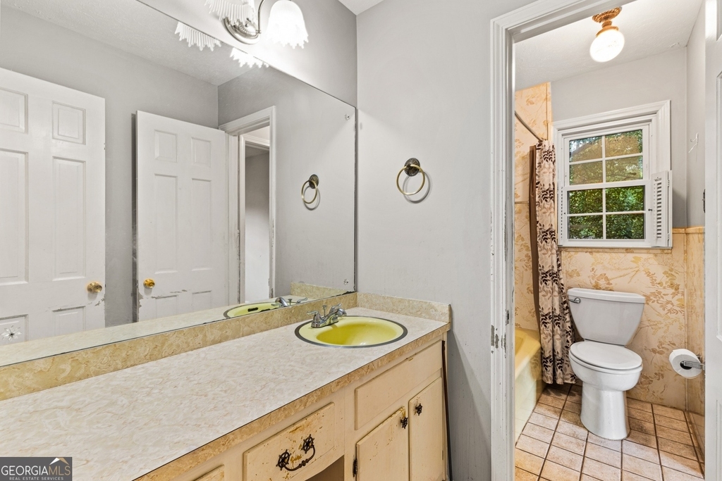 3345 Canary Lake Drive - Photo 9