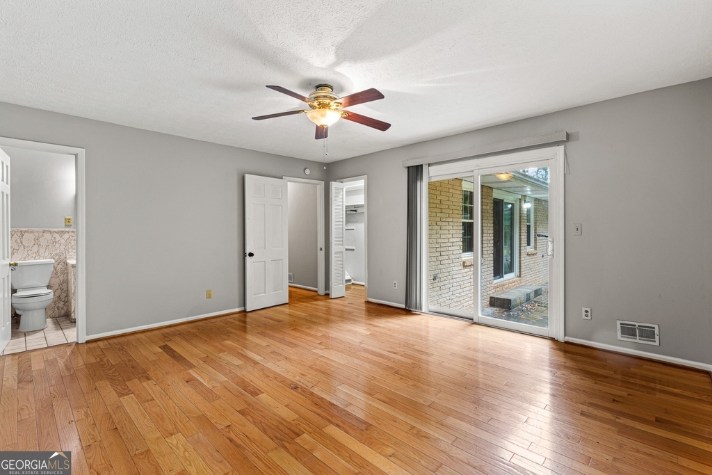 3345 Canary Lake Drive - Photo 11