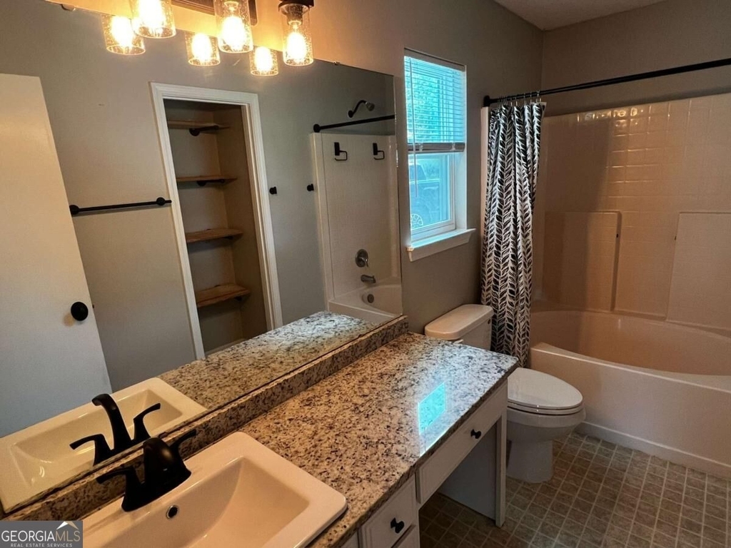 200 Chestnut Court - Photo 9