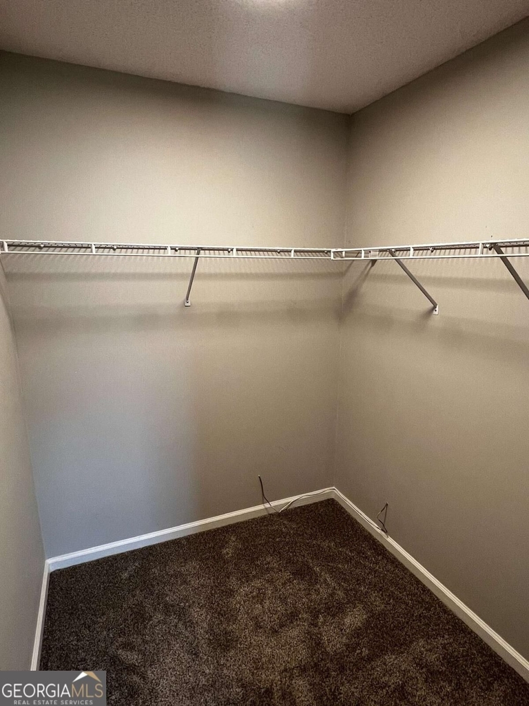 200 Chestnut Court - Photo 8