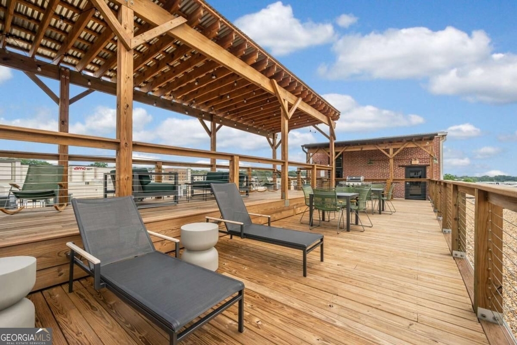 881 Memorial Drive Se - Photo 45