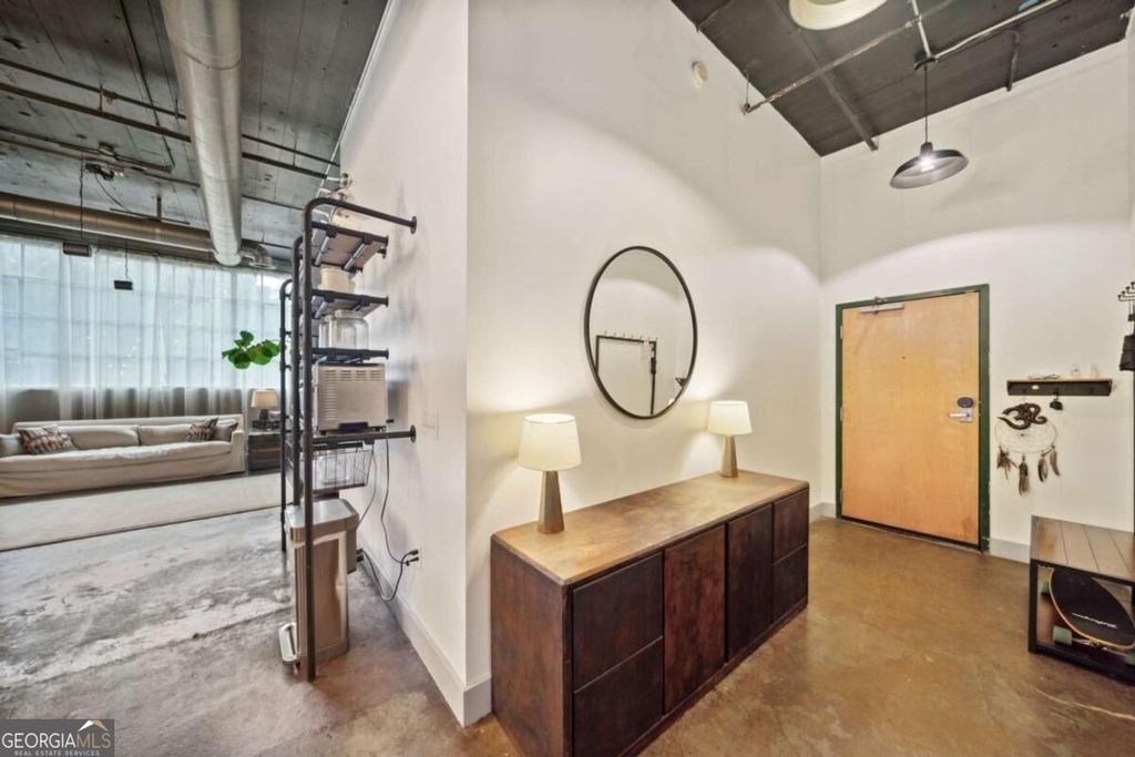 881 Memorial Drive Se - Photo 32