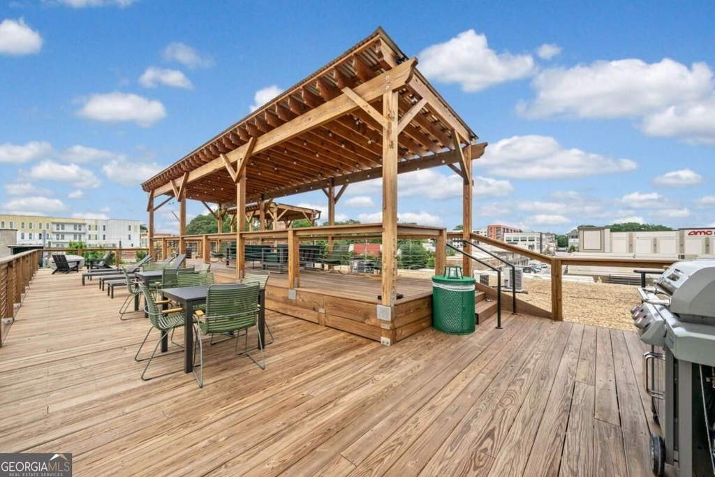 881 Memorial Drive Se - Photo 44