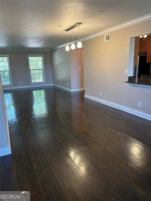 750 Dalrymple Road - Photo 0