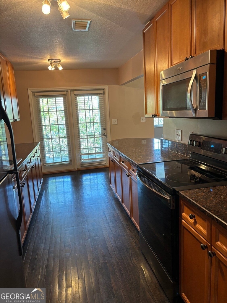 750 Dalrymple Road - Photo 14