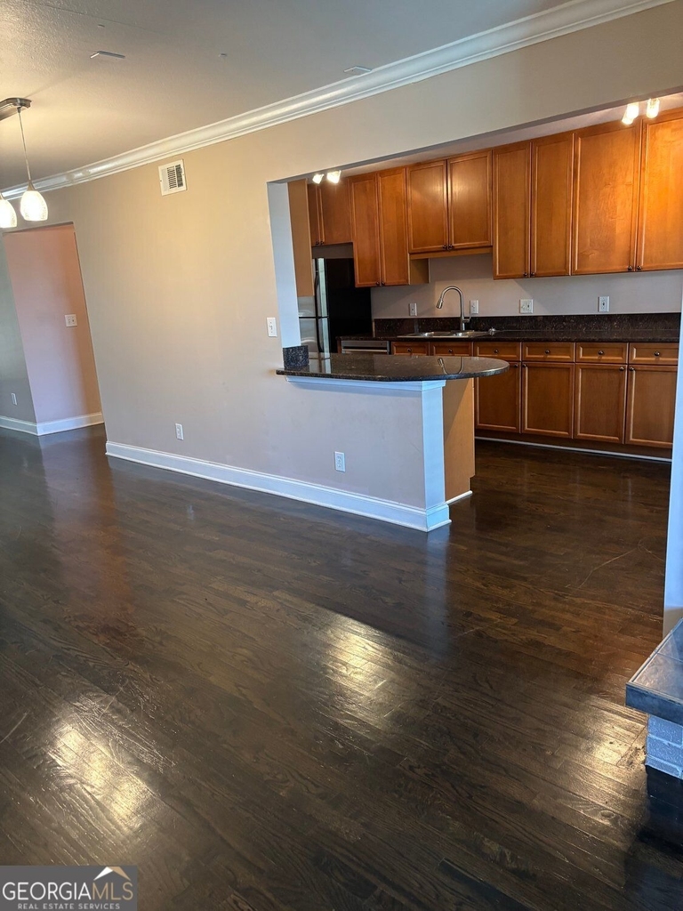 750 Dalrymple Road - Photo 10