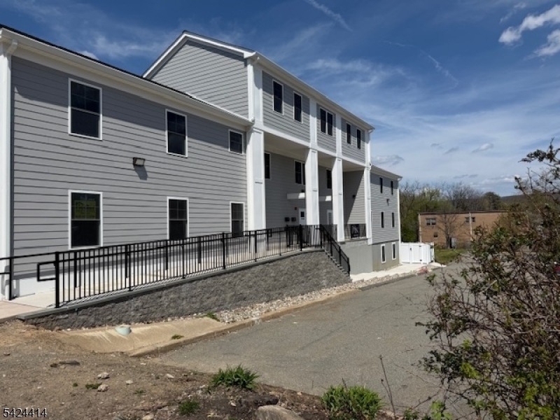 237 Main St - Photo 9