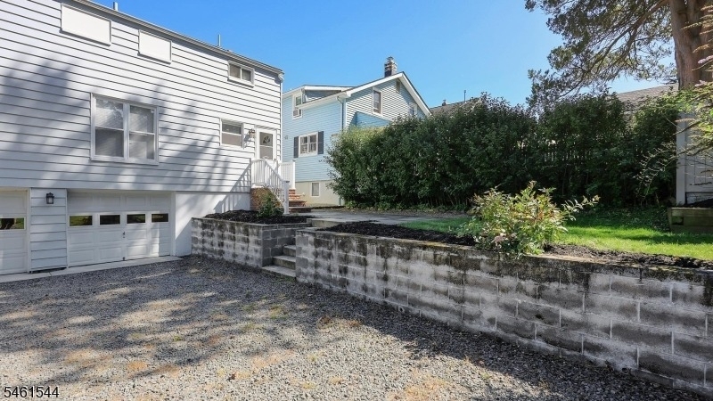 7 Hill St - Photo 24