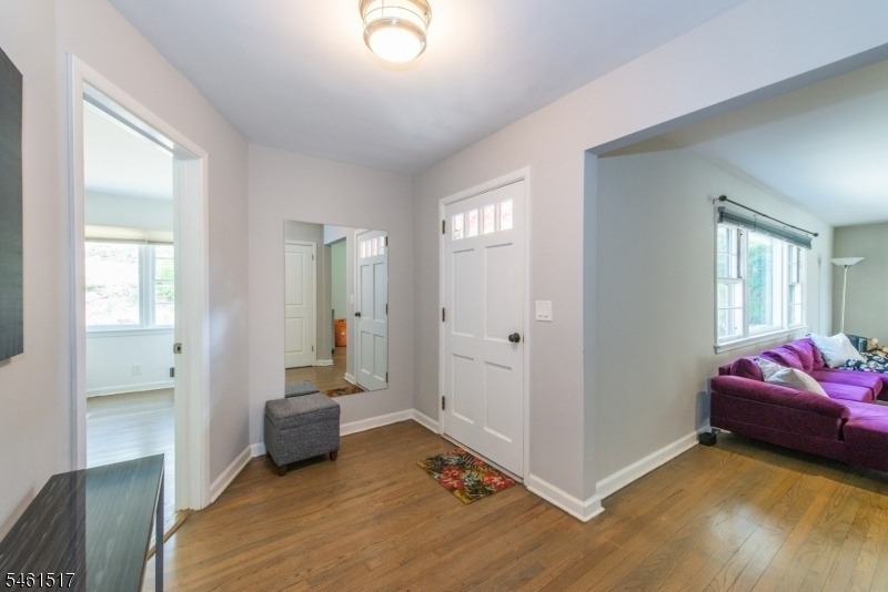 4 Molly Stark Dr - Photo 3