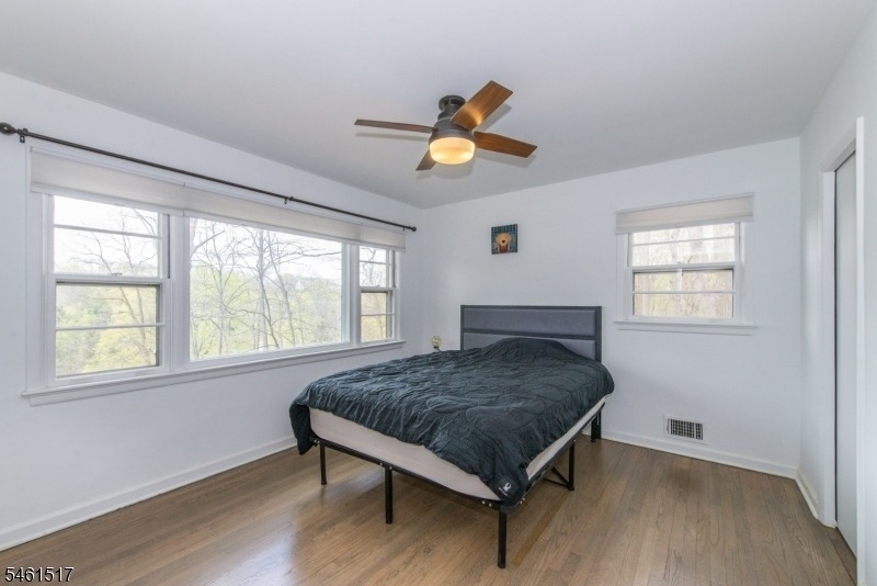 4 Molly Stark Dr - Photo 19