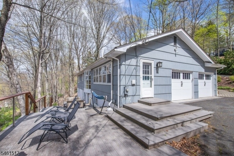 4 Molly Stark Dr - Photo 33
