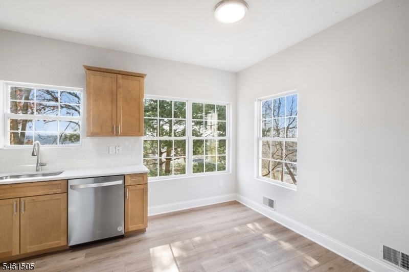 101 Tallwood Ln - Photo 3