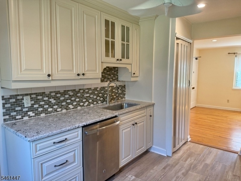 93 Troy Dr - Photo 7