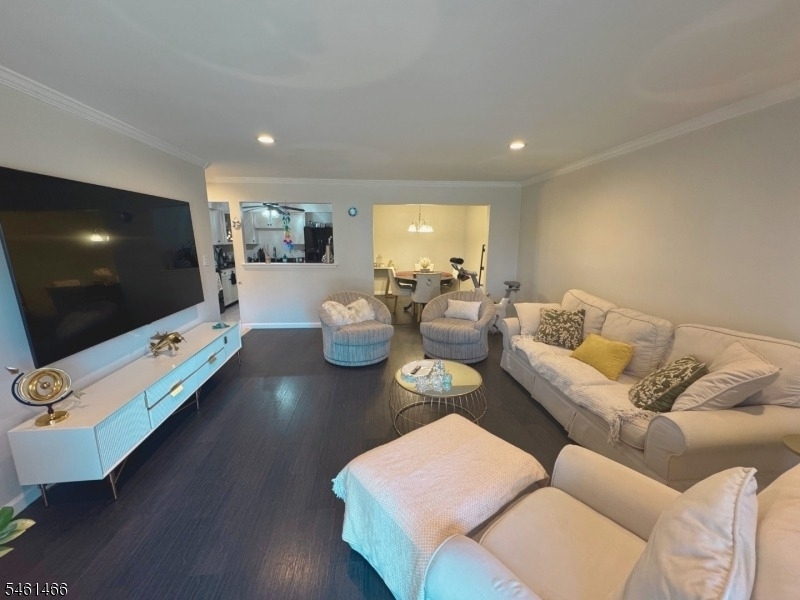 806 Eves Dr - Photo 6