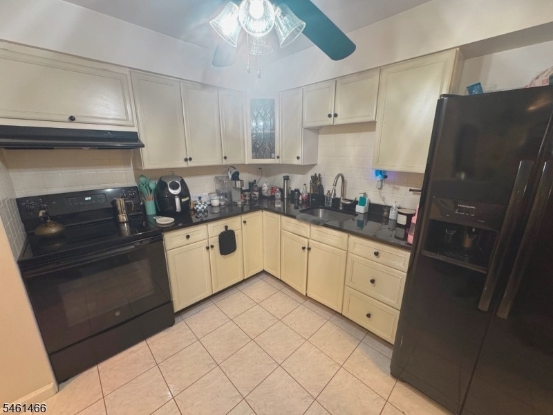 806 Eves Dr - Photo 8