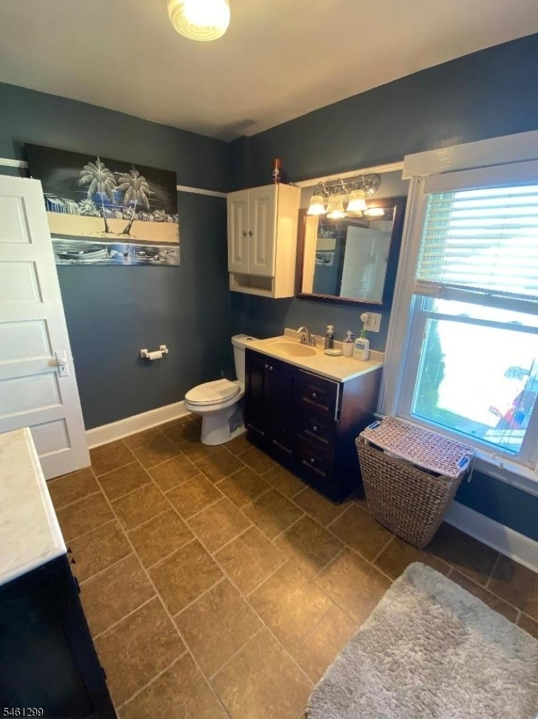 229 Thompson Ave - Photo 7