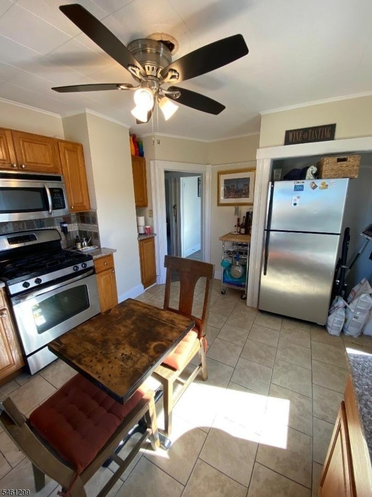 229 Thompson Ave - Photo 6