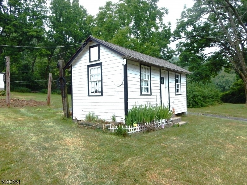 215 Main St. - Photo 12