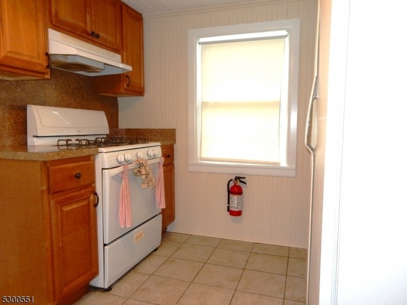 215 Main St. - Photo 4