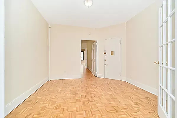 1631 2nd Avenue - Photo 3