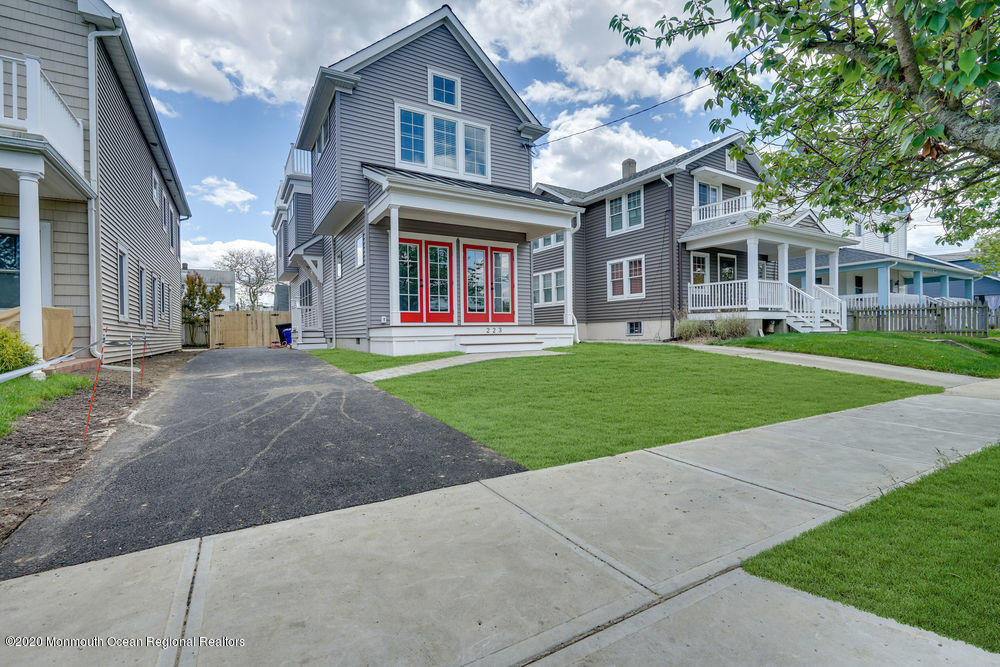 223 16th Avenue - Photo 1