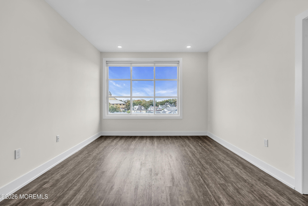 521 Lake Avenue - Photo 6